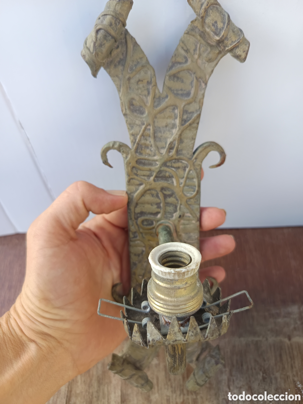 Antig&uuml;edades: Aplique de hierro tipo medieval
