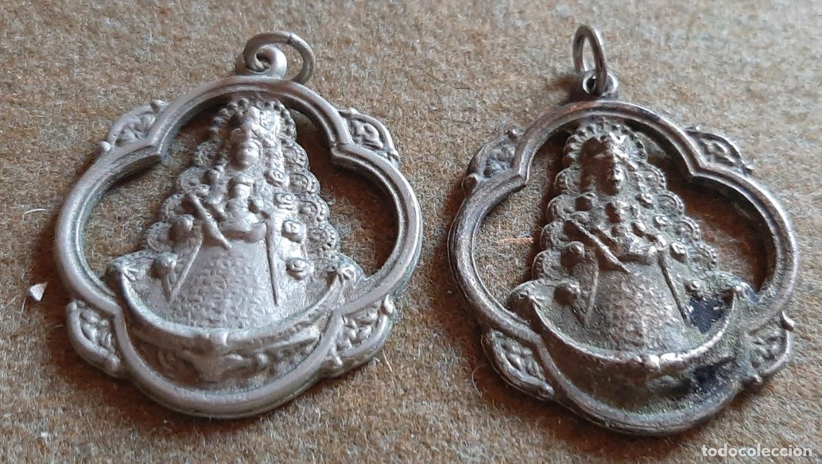 Antig&uuml;edades: DOS MEDALLA DE LA VIRGEN DEL ROCIO PATRONA DE ALMONTE - GENERICAS