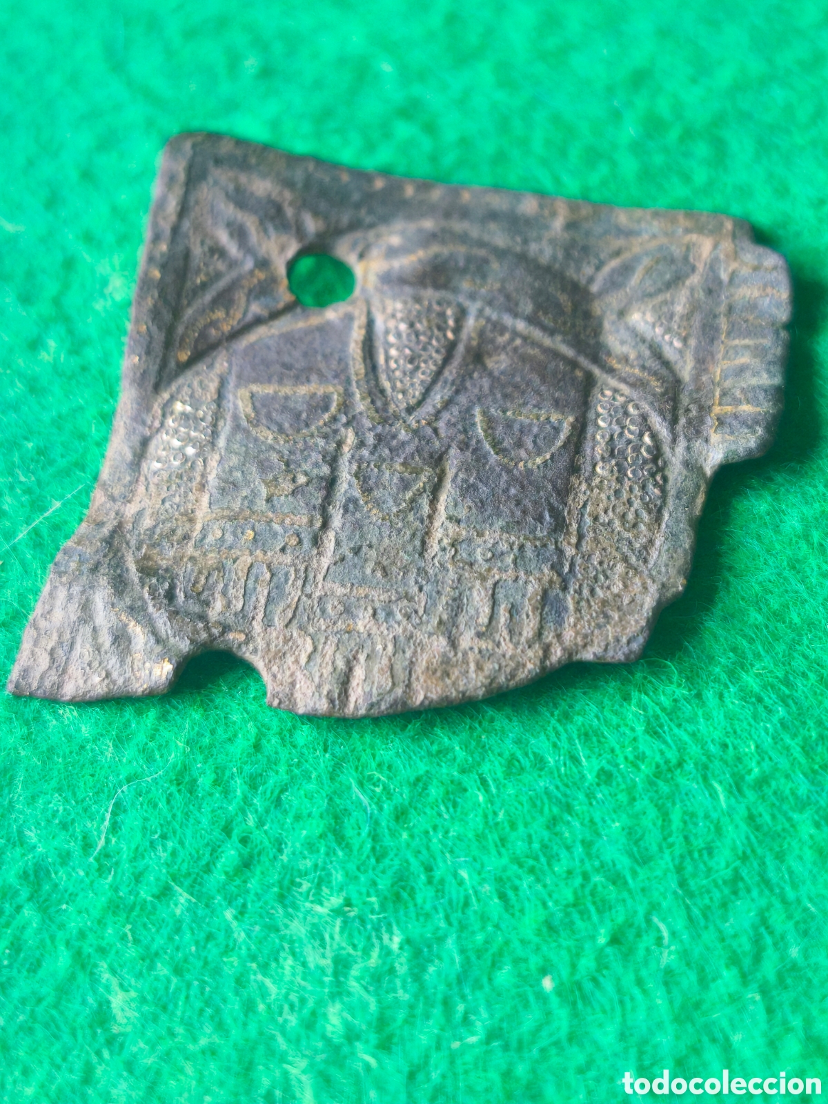 Antig&uuml;edades: Hebilla medieval dorada parte rota - Foto 5