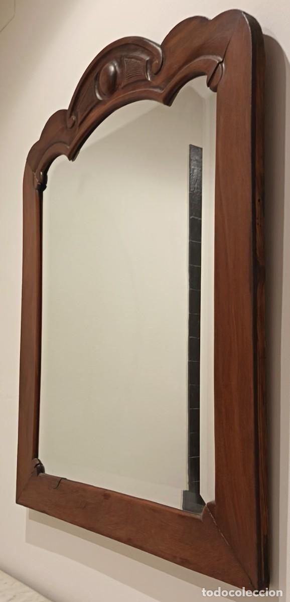 Antig&uuml;edades: Espejo de madera. Caoba. Moldura ancha.