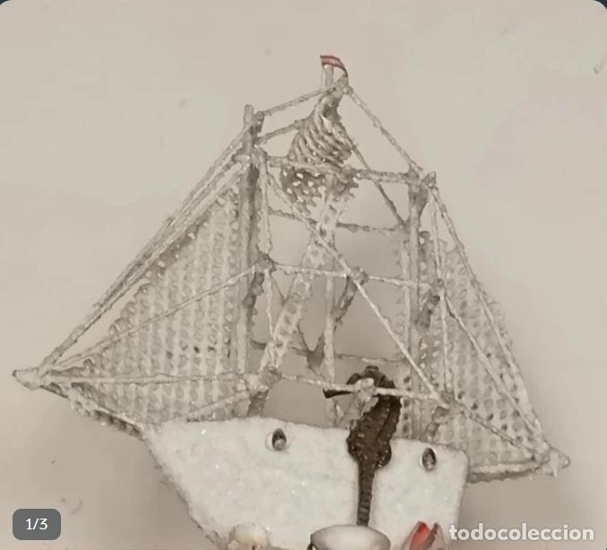 Antig&uuml;edades: Velero de hierro y alambre