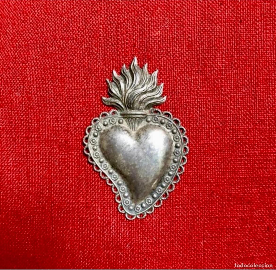 Antig&uuml;edades: Exvoto antiguo en forma de coraz&oacute;n