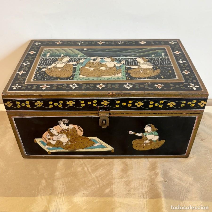 Antig&uuml;edades: Caja Decorativa India