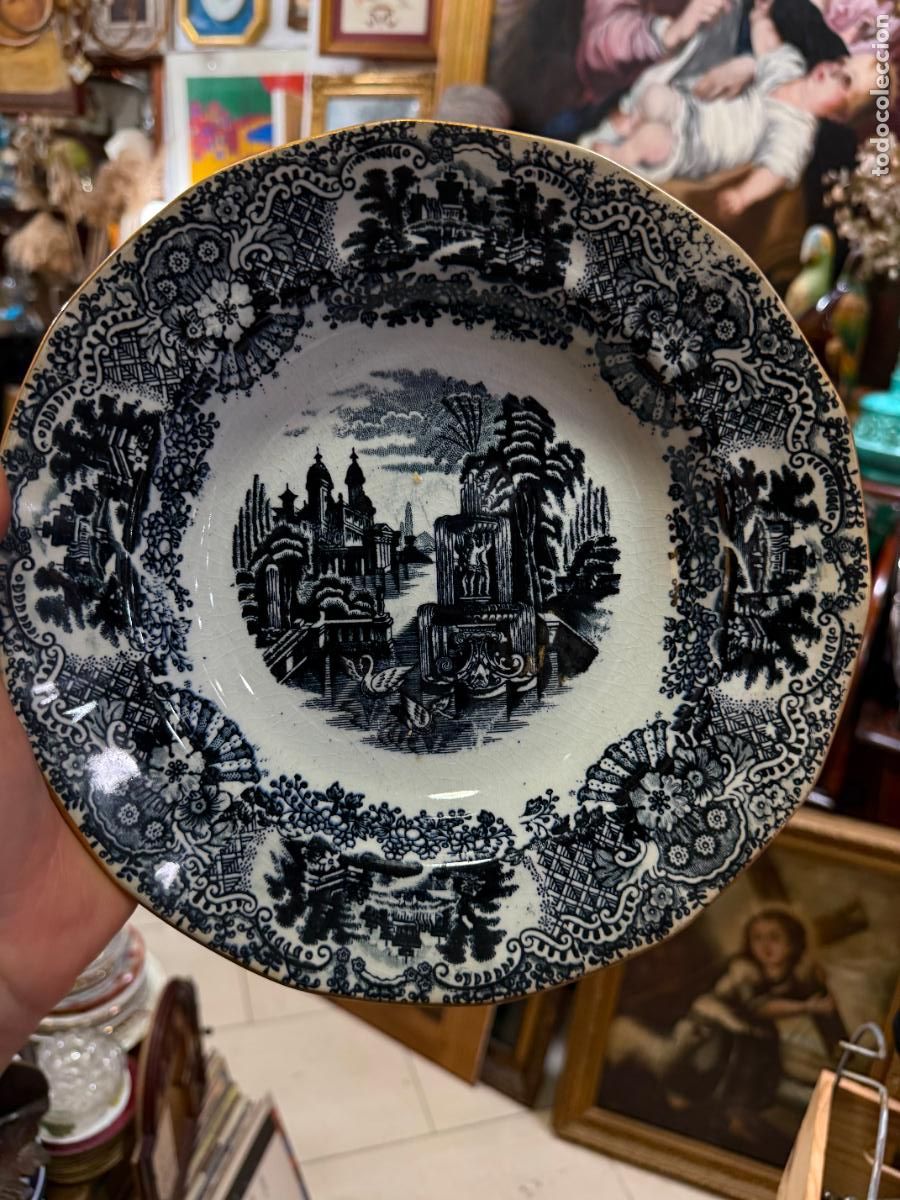 Antig&uuml;edades: ANTIGUO PLATO HONDO DE CERAMICA LA CARTUJA PICKMAN CON BORDE ORO - 3