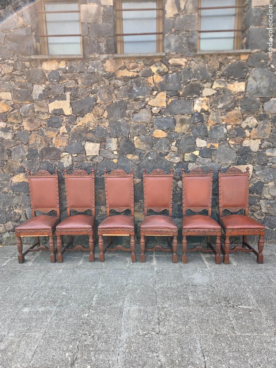 Antig&uuml;edades: Sillas de Comedor Estilo Renacimiento Espa&ntilde;ol - Talla de Madera de Roble - Tapicer&iacute;a de Cuero