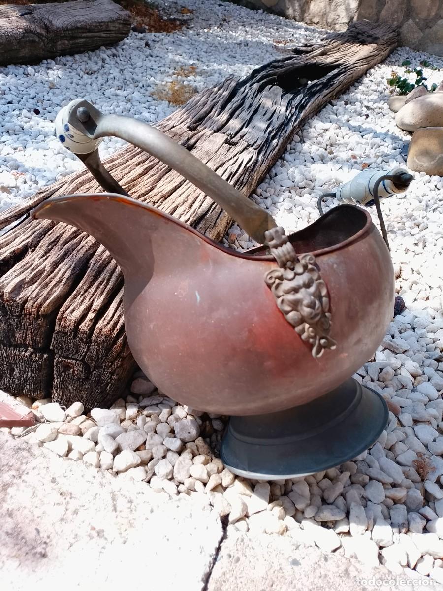 Antig&uuml;edades: Antigua Carbonera holandesa lat&oacute;n y bronce mitad S XX