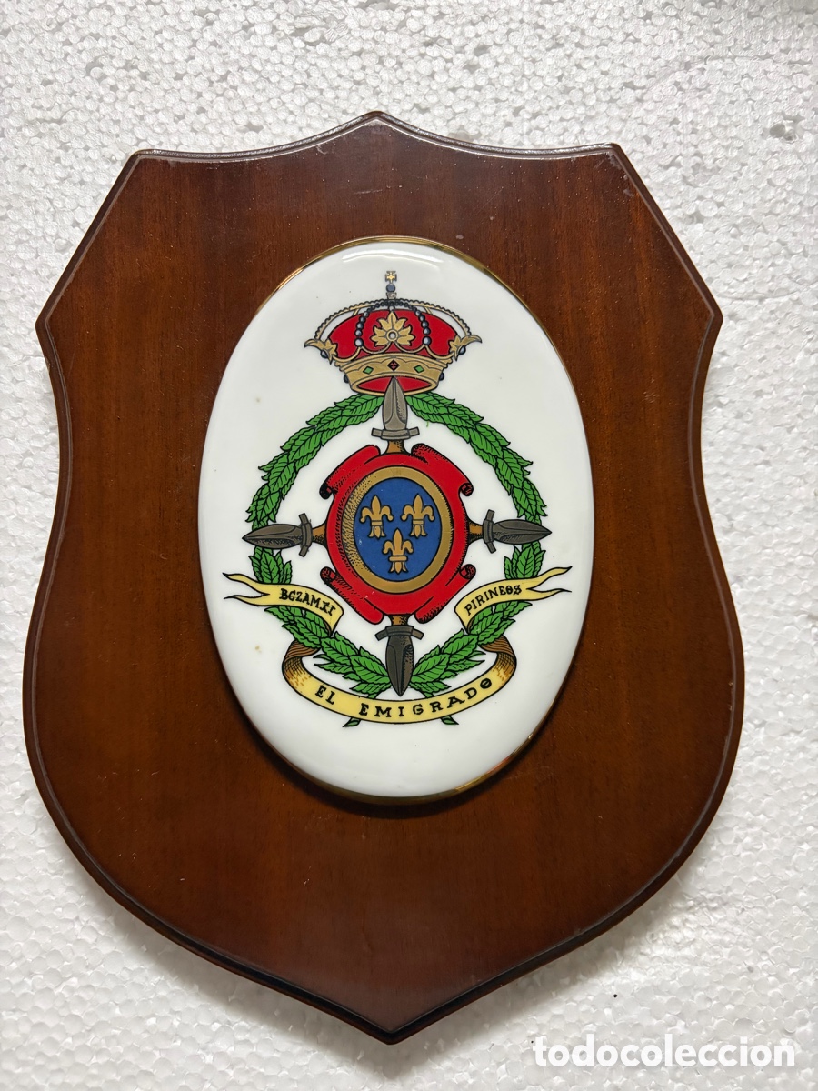 Antig&uuml;edades: METOPA MIILITAR BRIGADA DE CAZADORES DE MONTA&Ntilde;A 64, EL EMIGRADO