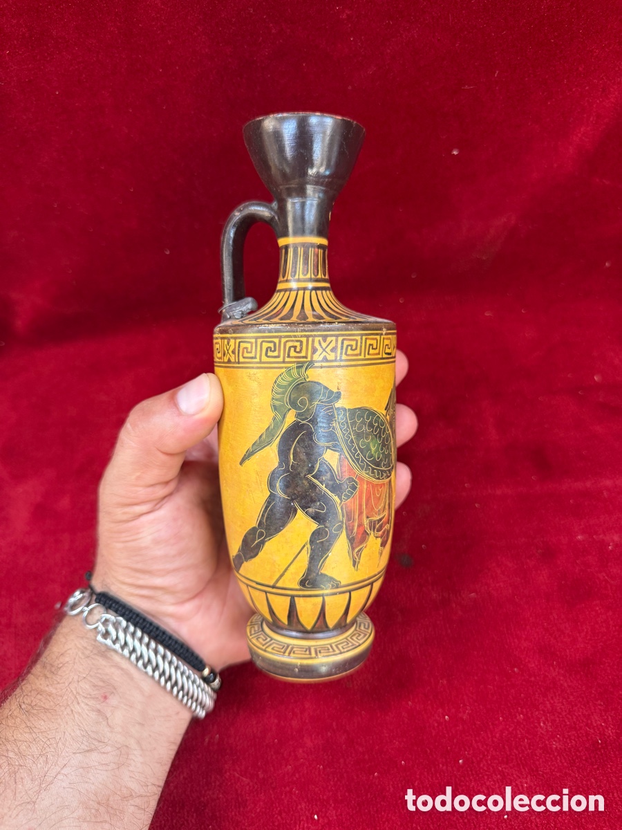 Antig&uuml;edades: Antiguo Lecito de ceramica,hecho y pintado a mano!