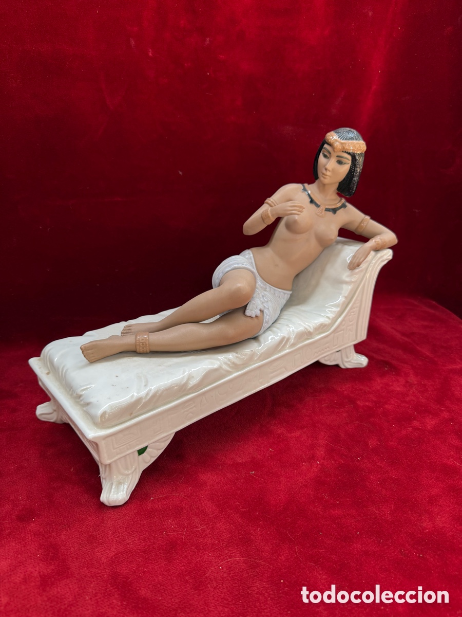 Antig&uuml;edades: Antigua figura porcelana,Biscuit,Mujer Egipcia(Cleopatra)!