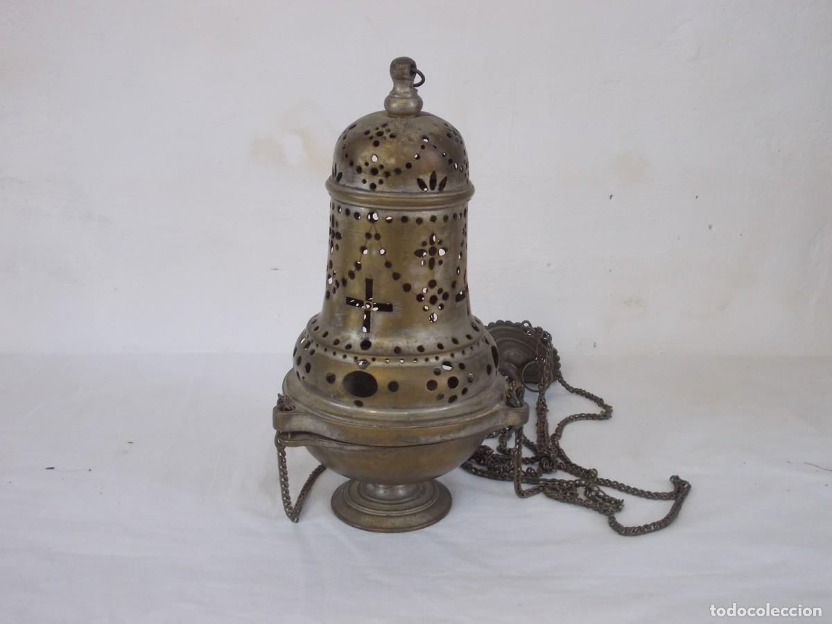 Antig&uuml;edades: ANTIGUO INCENSARIO DE BRONCE CALADO Y LABRADO S XVIII