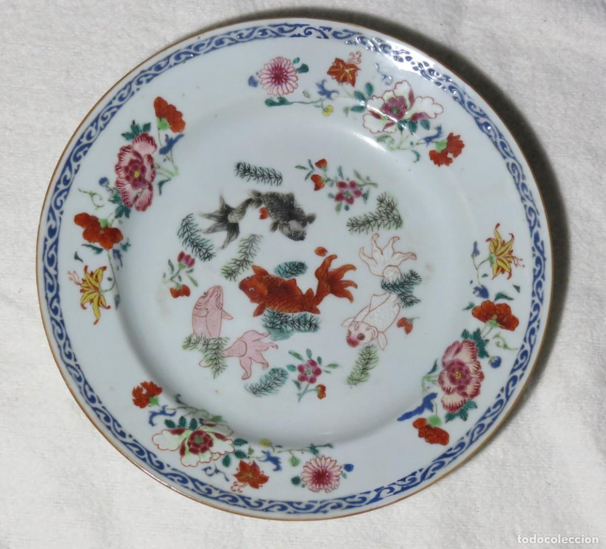 Antig&uuml;edades: Prato Porcelana Chinesa Companhia das Indias Familia Rosa decorado com peixes n&ordm;1