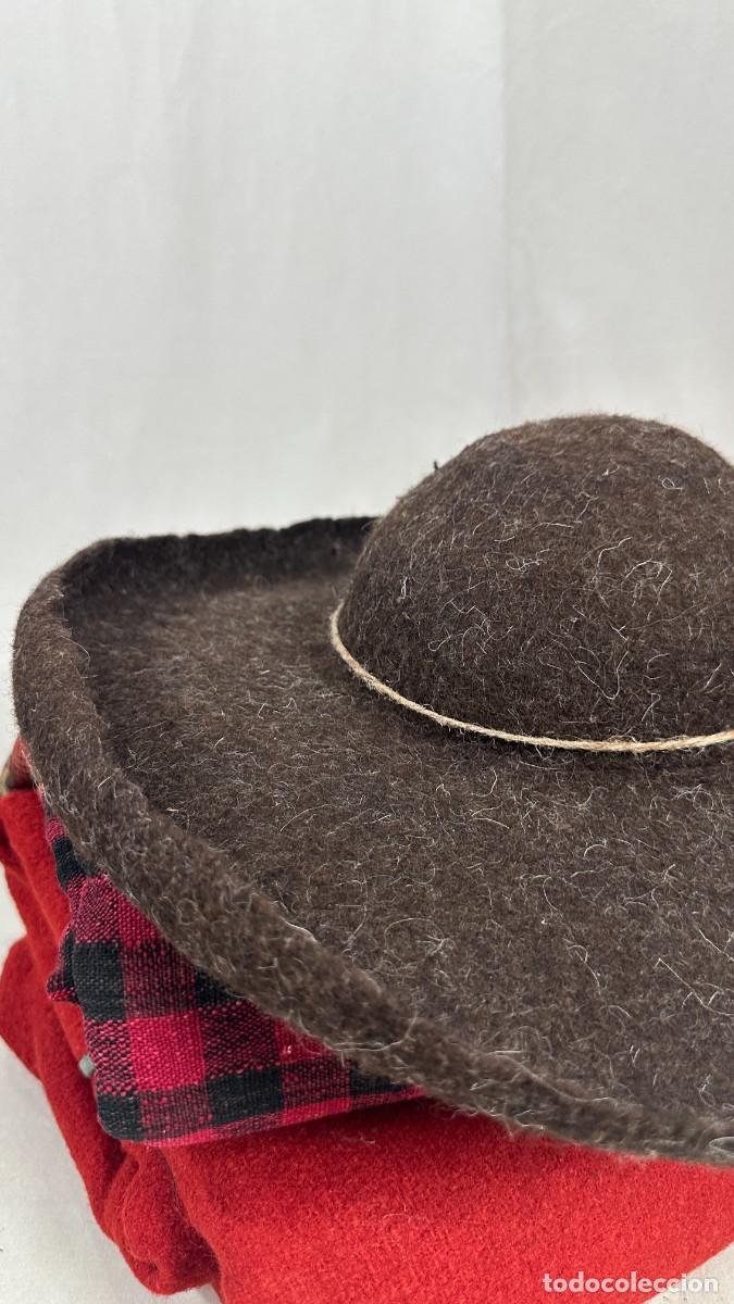 Antig&uuml;edades: Sombrero pardo de ala ancha - Foto 3