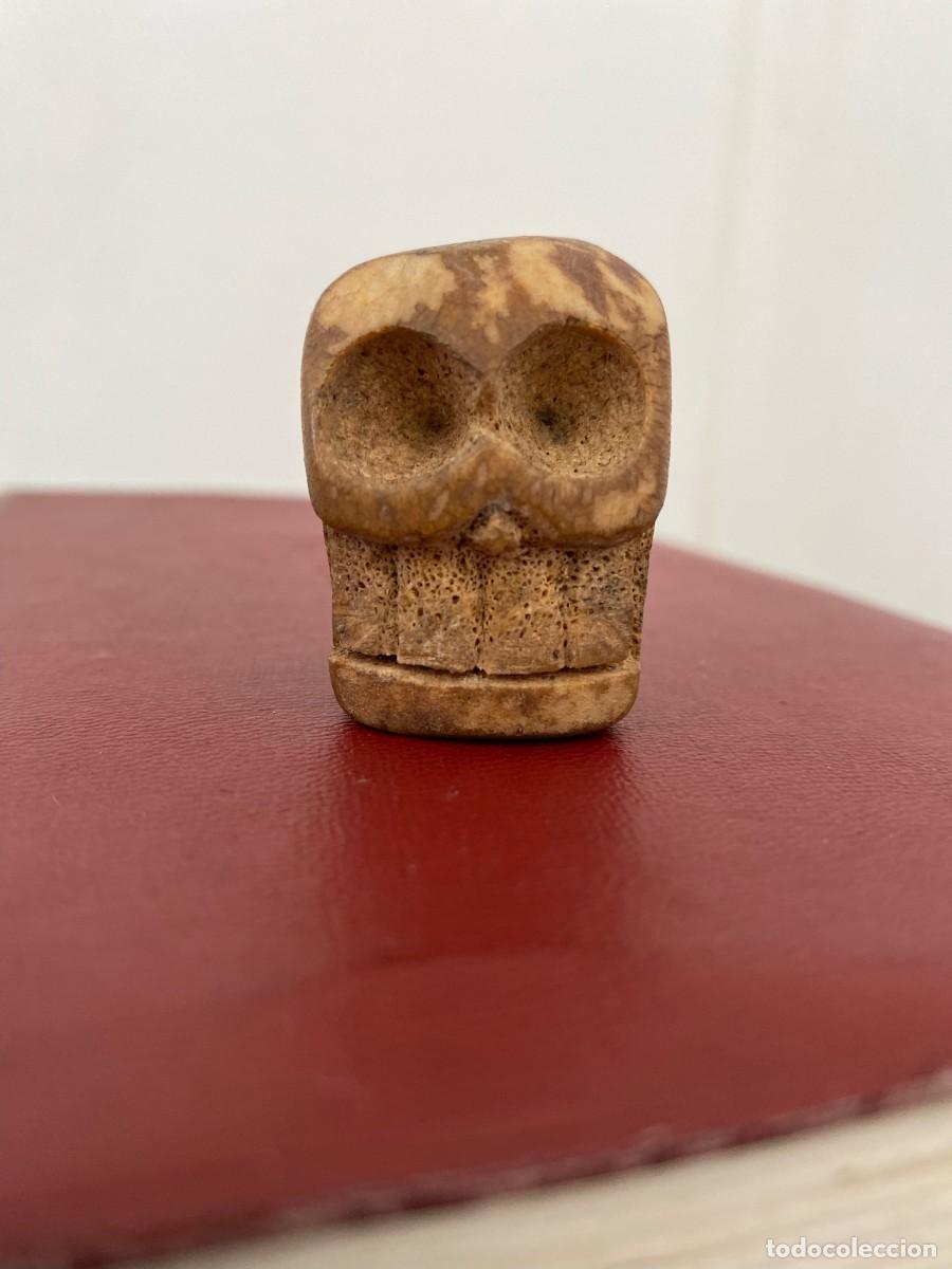Antig&uuml;edades: ANTIGUA CUENTA TIBETANA DE HUESO EN FORMA DE CALAVERA
