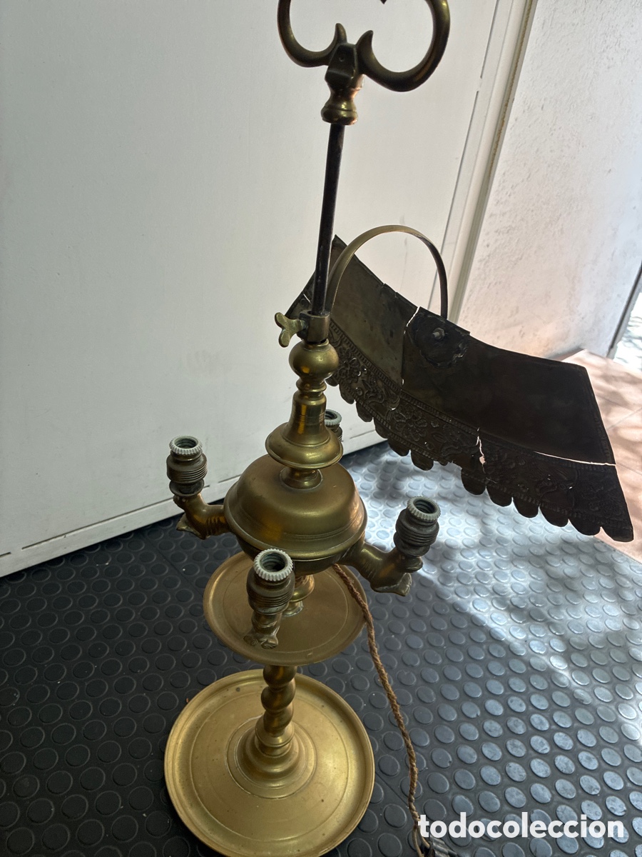 Antig&uuml;edades: L&aacute;mpara de Aceite 4 brazos electrificada. - Foto 4