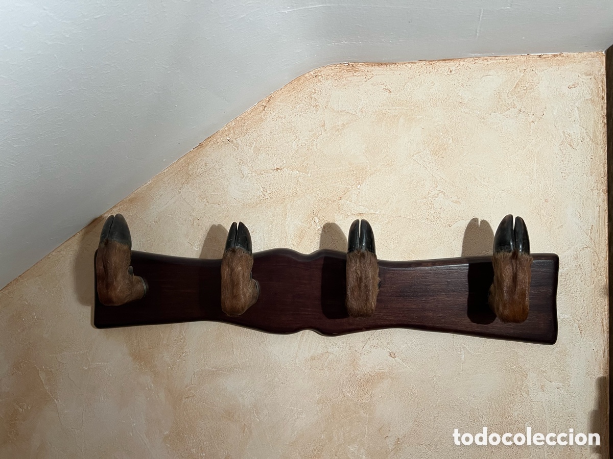 Antig&uuml;edades: perchero 4 pezu&ntilde;as ciervo de madera - Foto 2