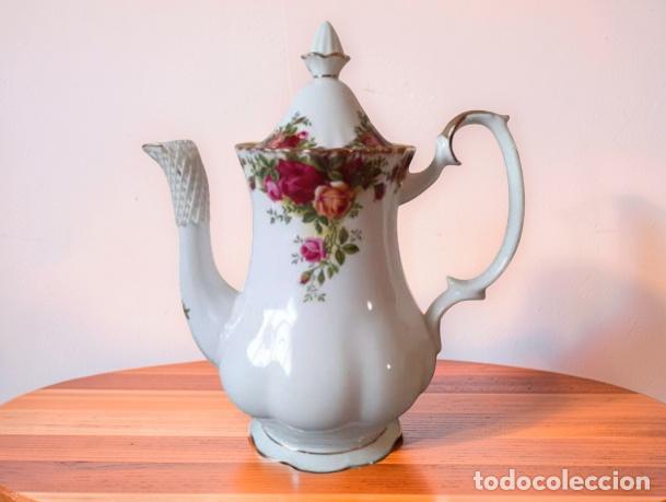 Antig&uuml;edades: Cafetera Royal Albert Old Country Roses en muy buen estado