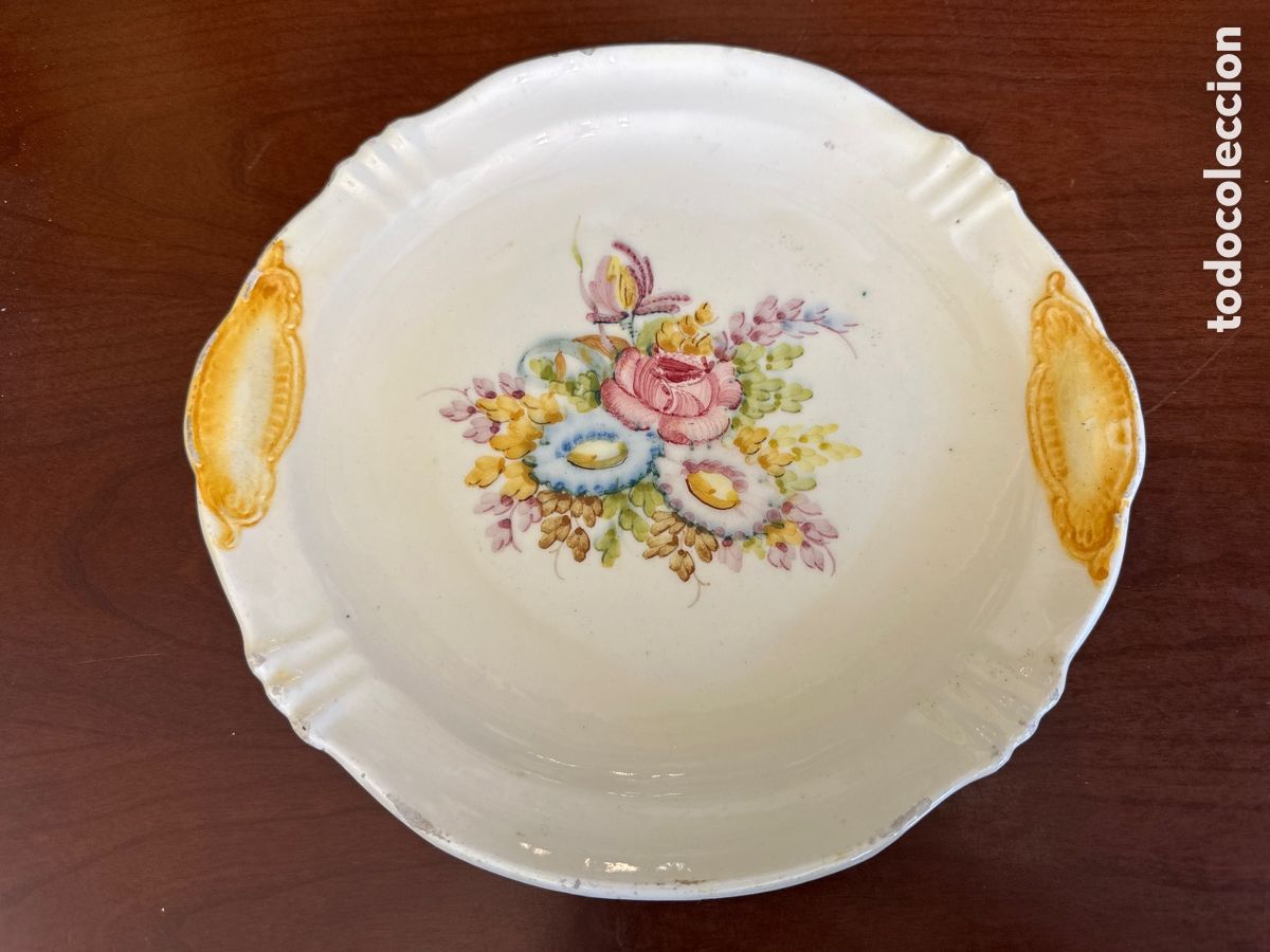 Antig&uuml;edades: BONITA BANDEJA DE CERAMICA DE MANISES RSTILO ANTONIO PEYRO