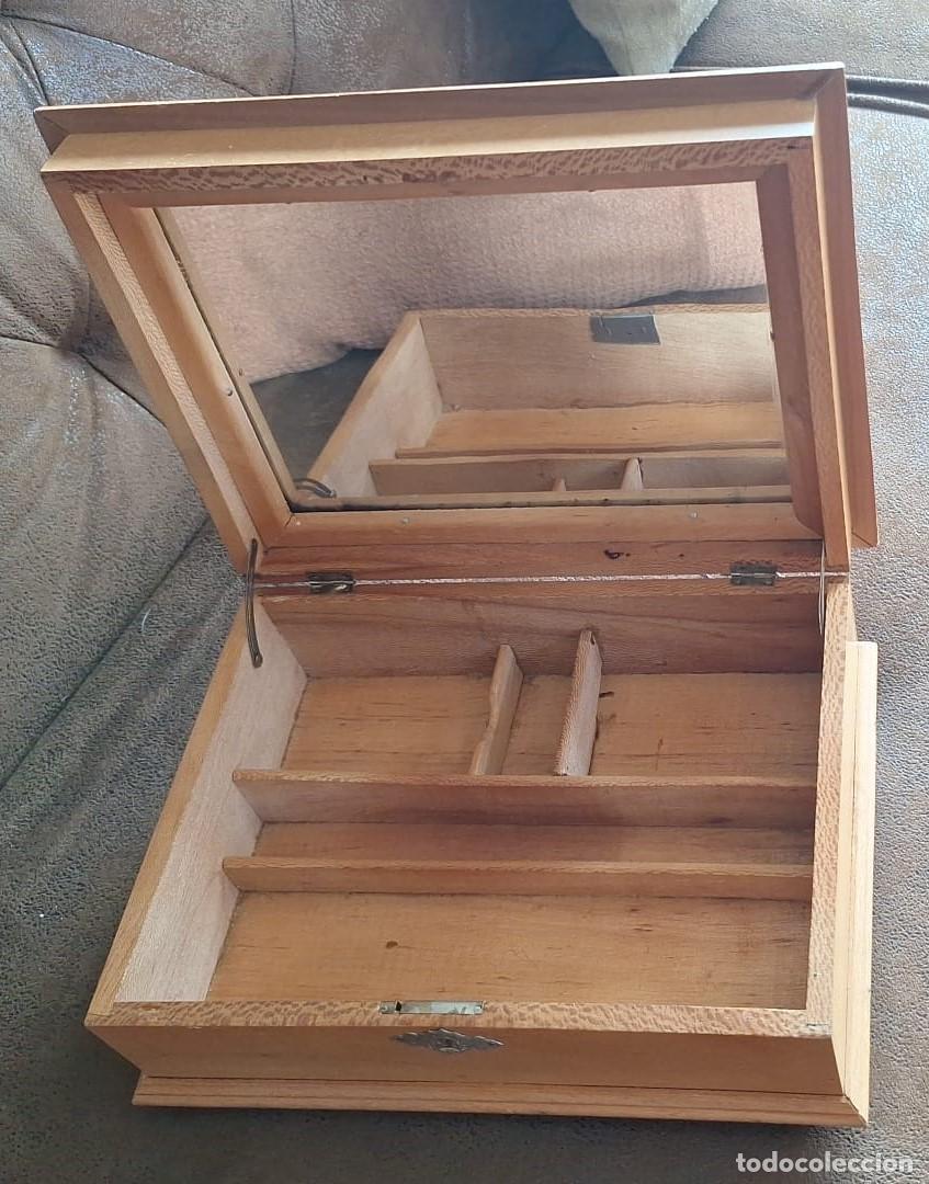 Antig&uuml;edades: Antigua Caja Joyero de Madera - Foto 4