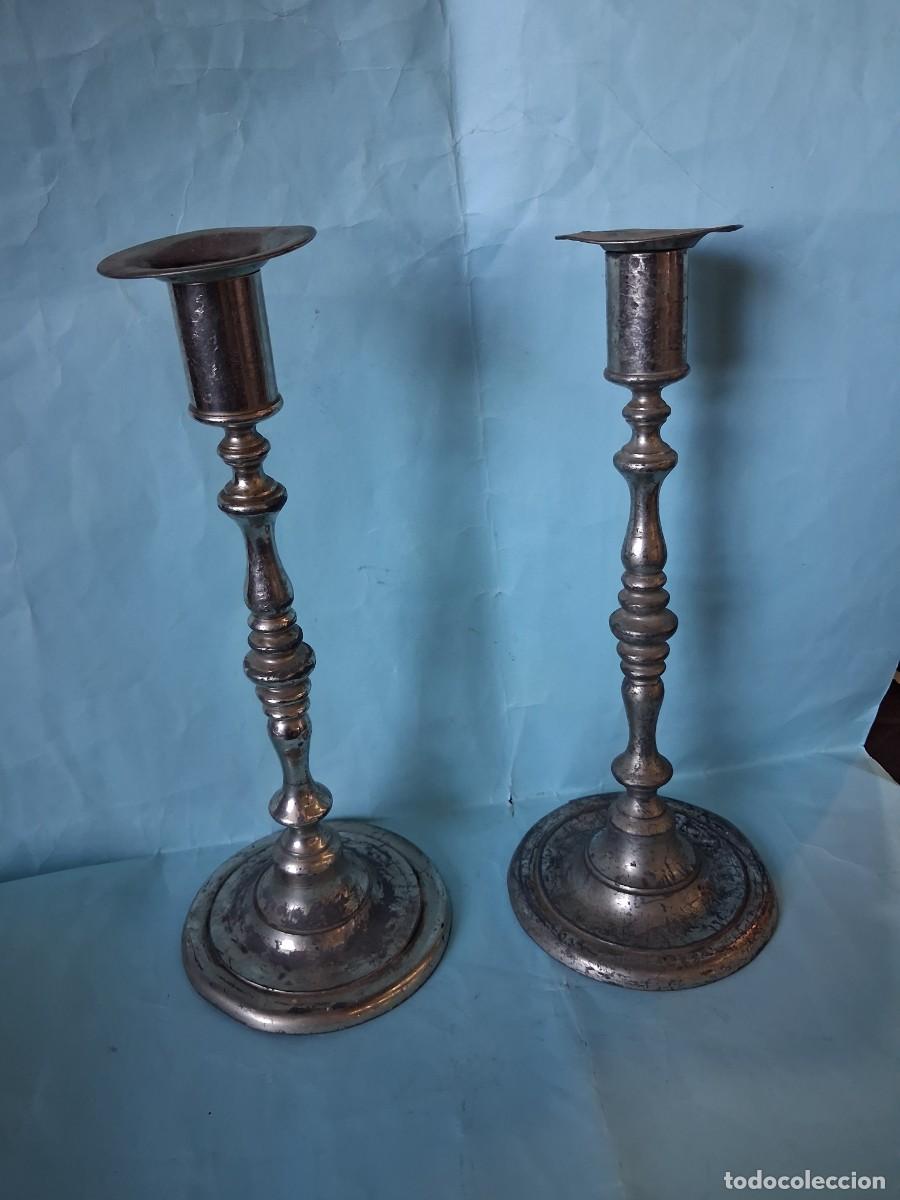Antig&uuml;edades: Pareja de candeleros antiguos de esta&ntilde;o