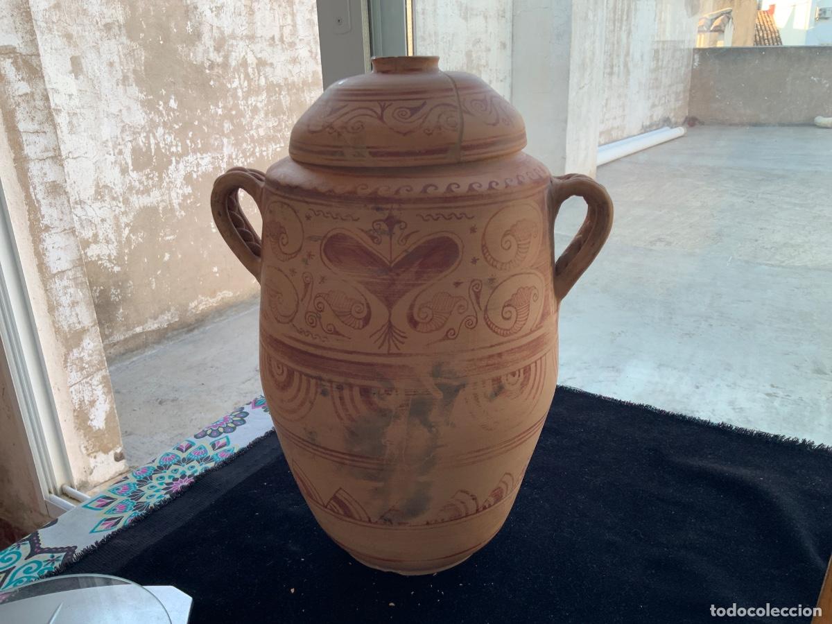 Antig&uuml;edades: Preciosa reproduccion de urna de ceramica iberica , Ricarte Yatova. 2415gr, 32,5cm.