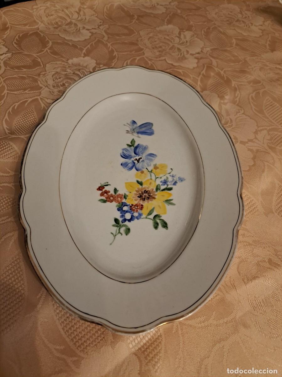 Antiques: Preciosa bandeja oval de porcelana Royal Bavaria, pintada a mano.