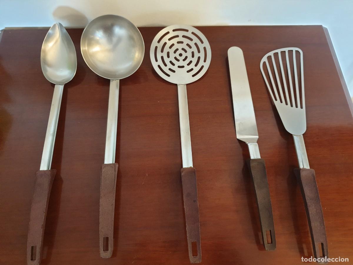 Antig&uuml;edades: JUEGO UTENSILIOS DE COCINA VINTAGE BRA &ndash; 5 PIEZAS ACERO E IMITACI&Oacute;N MADERA (A&Ntilde;OS 80)