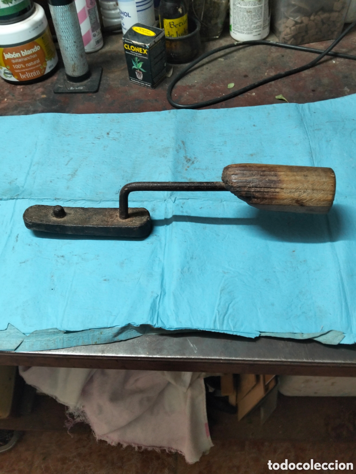 Antig&uuml;edades: ANTIGUA PLANCHA DE CARBON
