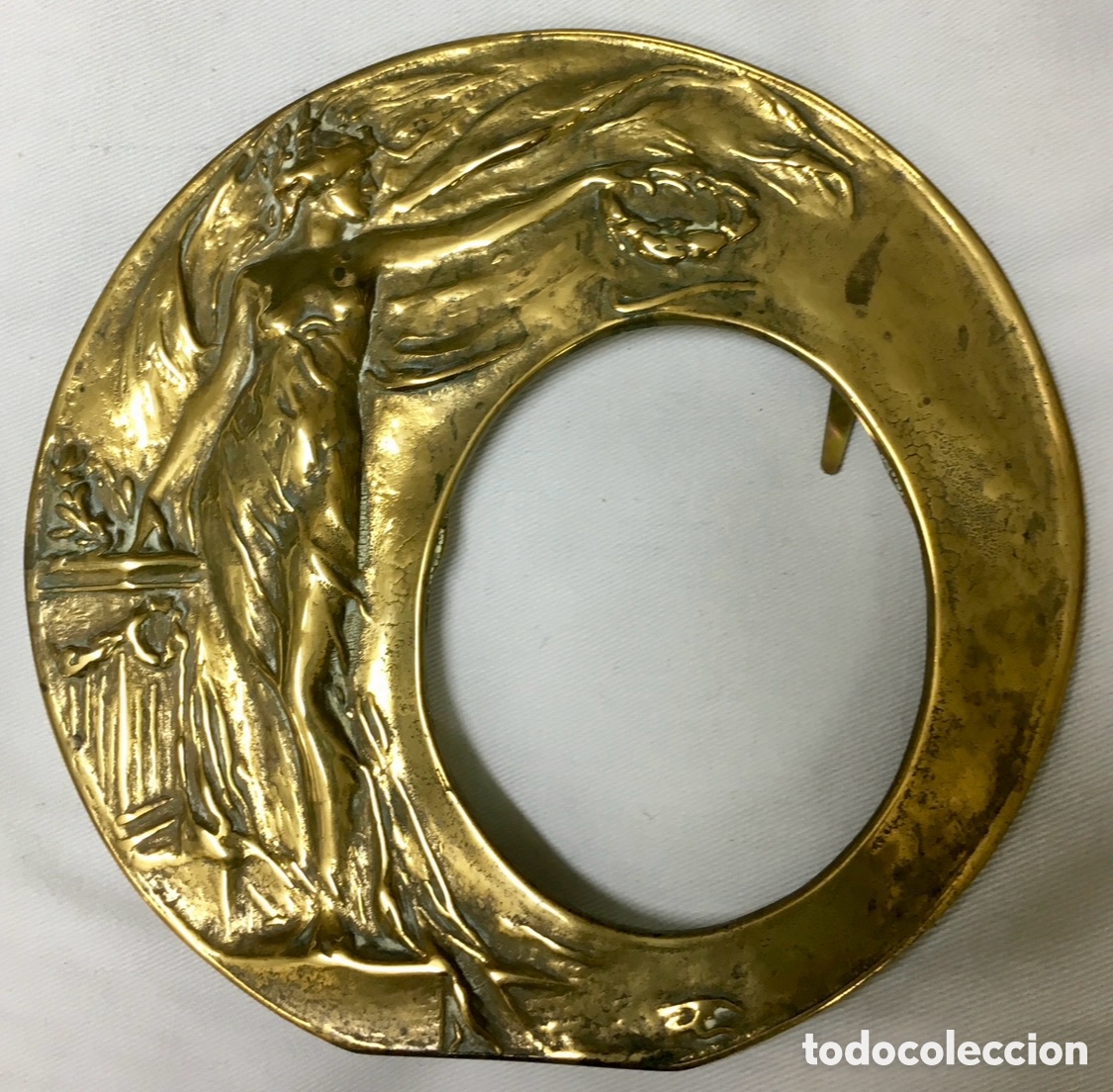 Antig&uuml;edades: Portarretratos Modernista. Bronce.