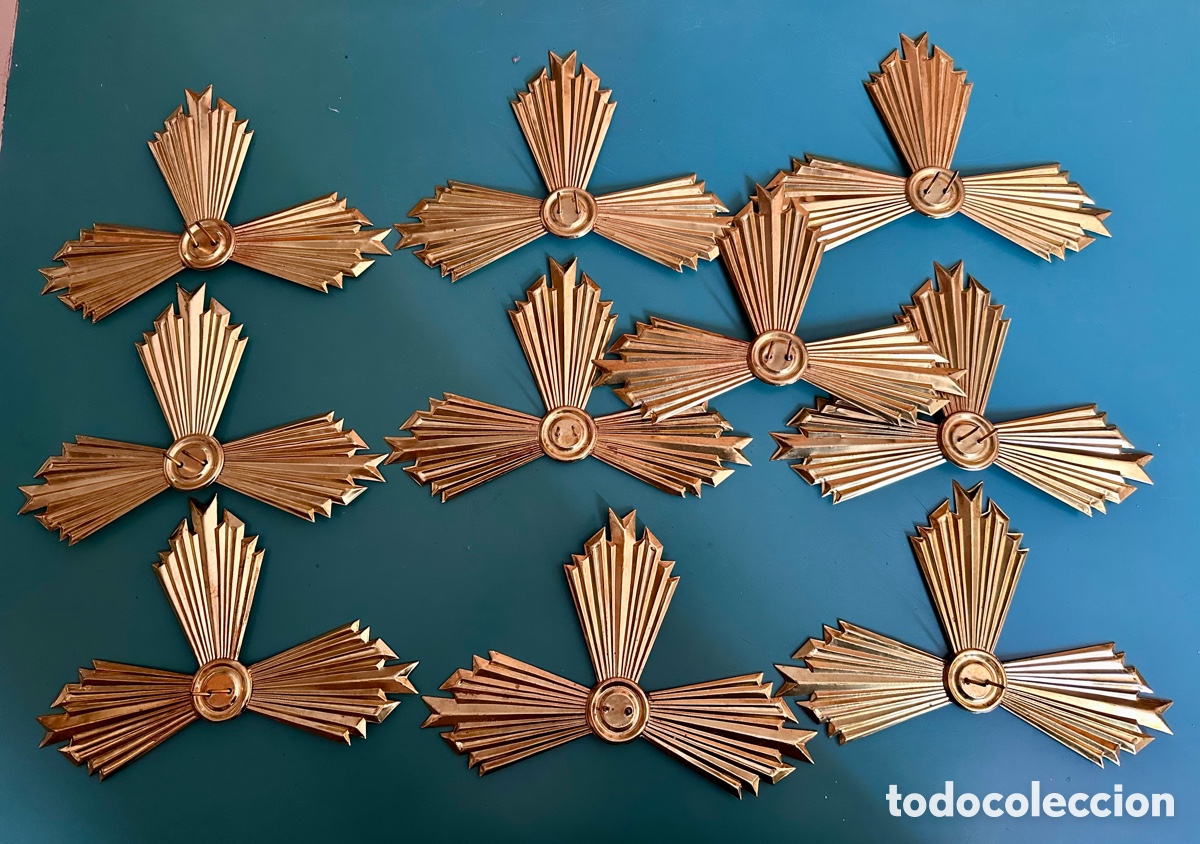 Antig&uuml;edades: LOTE 10 POTENCIAS, CORONAS. NI&Ntilde;O JES&Uacute;S DE OLOT. PARA SANTO. 25 cms.