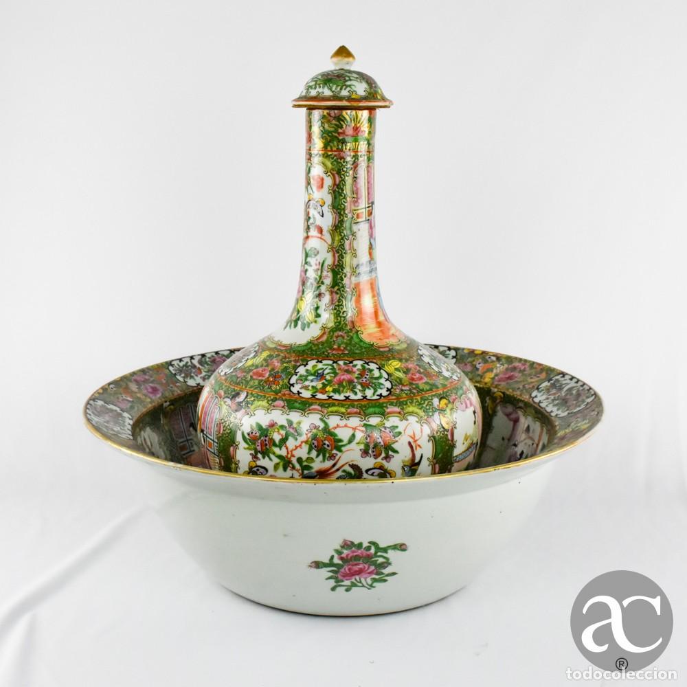 Antig&uuml;edades: Bacia e Garrafa bojuda com tampa, decora&ccedil;&atilde;o Mandarim, reinado Guangxu (1875-1908)