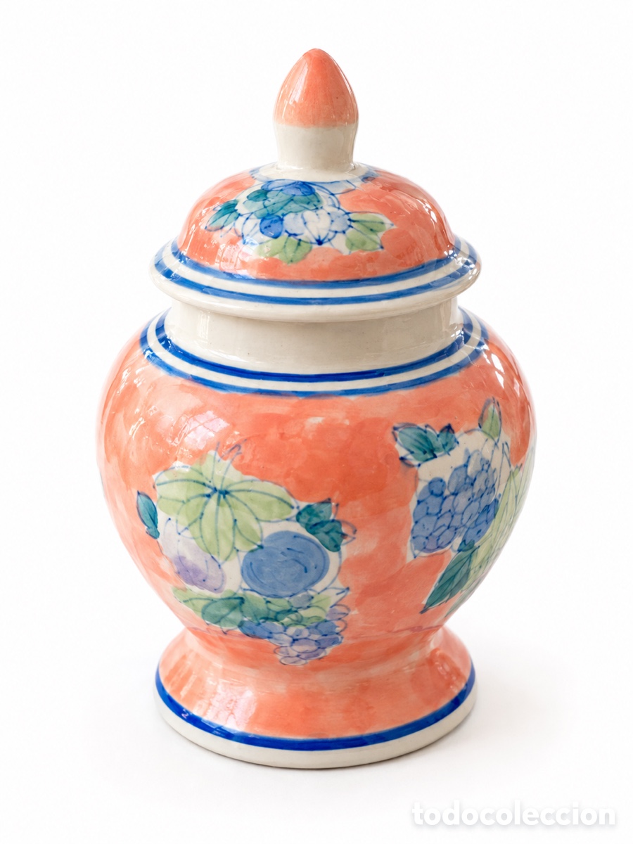 Antig&uuml;edades: Tarro peque&ntilde;o de porcelana decorado con flores &ndash; estilo oriental
