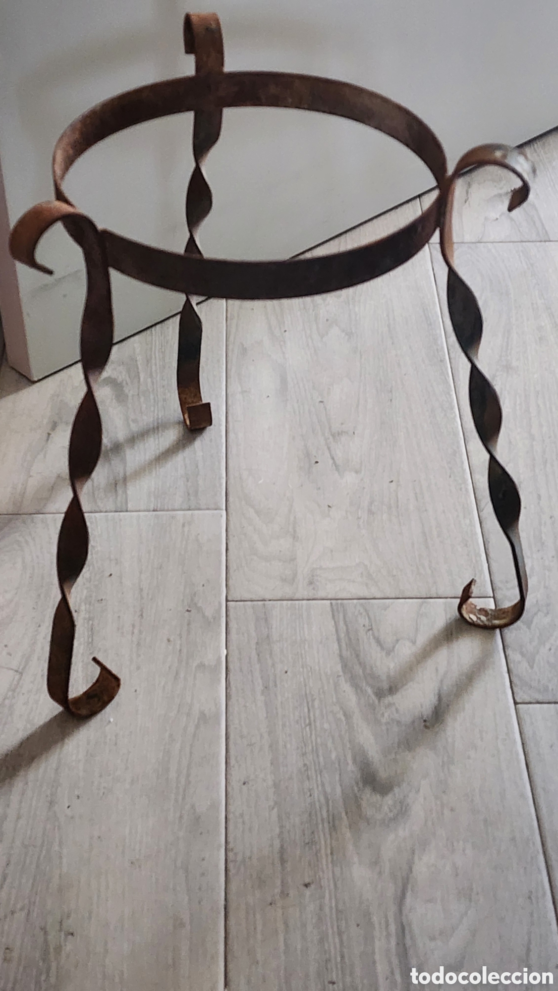 Antig&uuml;edades: Lote / Soportes de Hierro y Forja para Macetas (7 Piezas Estilo R&uacute;stico) macetero forja