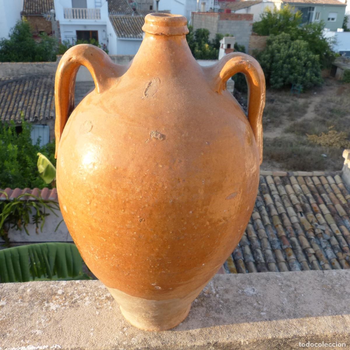 Antig&uuml;edades: Antiguo c&aacute;ntaro de aguardiente de Priego, 45cm. 5500gr.