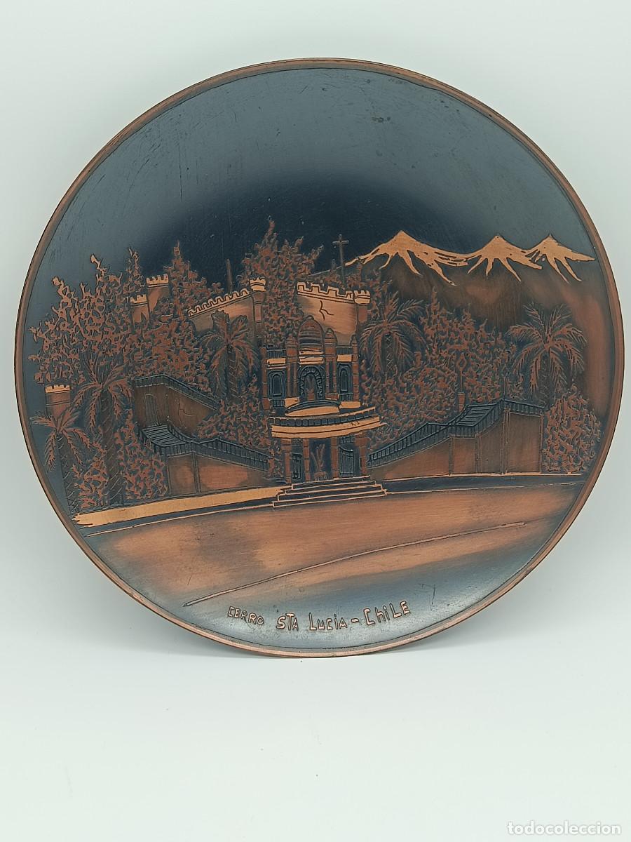 Antig&uuml;edades: PLATO DECORATIVO BRONCE DE CHILE. CERRO STA LUCIA. DIAMETRO 28CM APROX. MYJ.