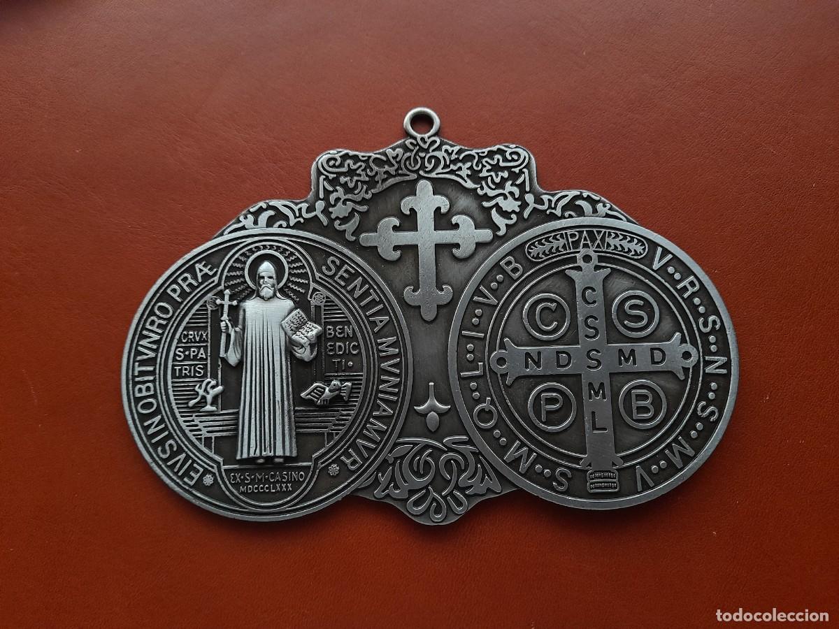 Antig&uuml;edades: Medalla San Benito nueva de gran tama&ntilde;o