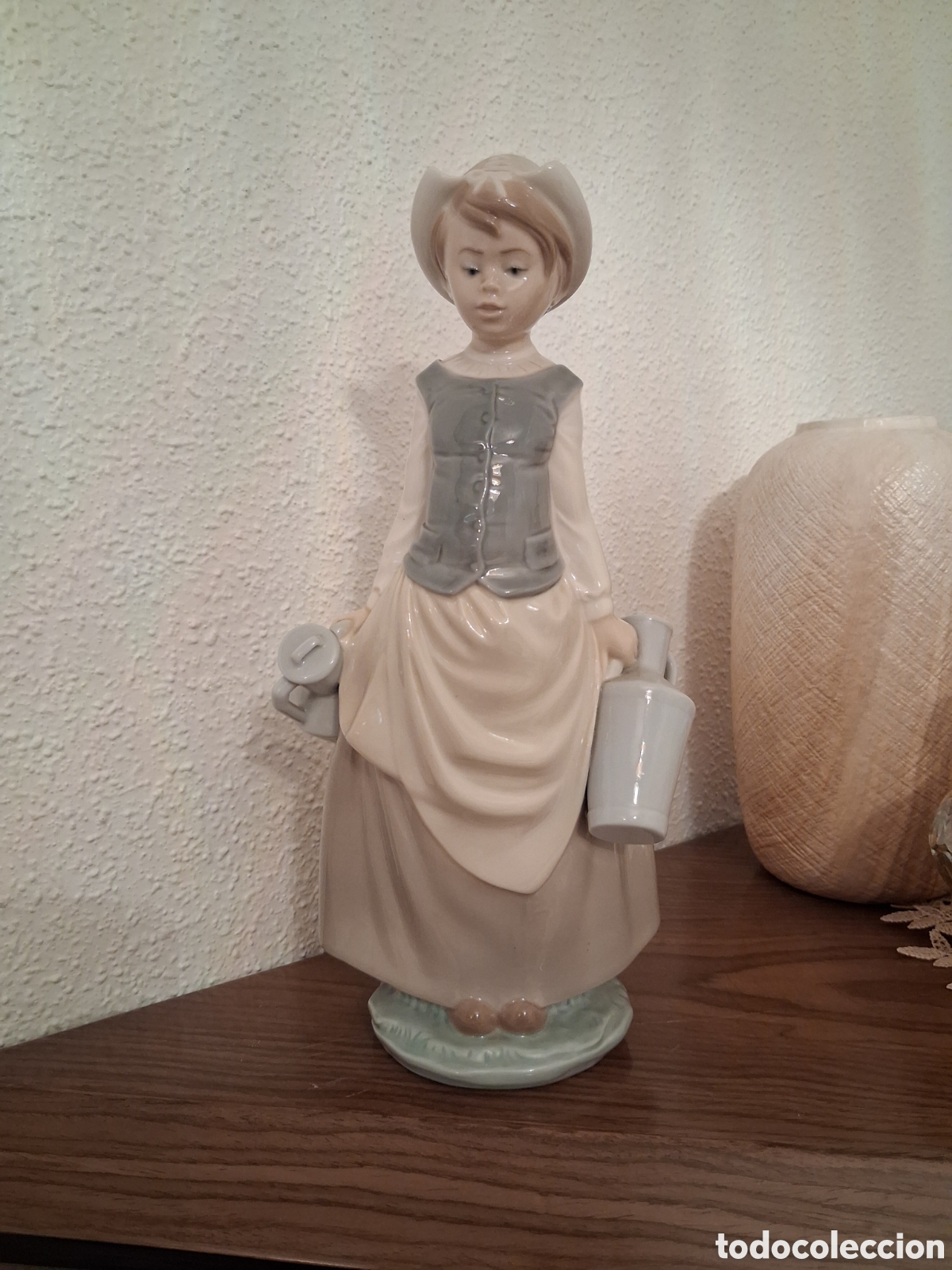 Antig&uuml;edades: Figura Lladro la lechera