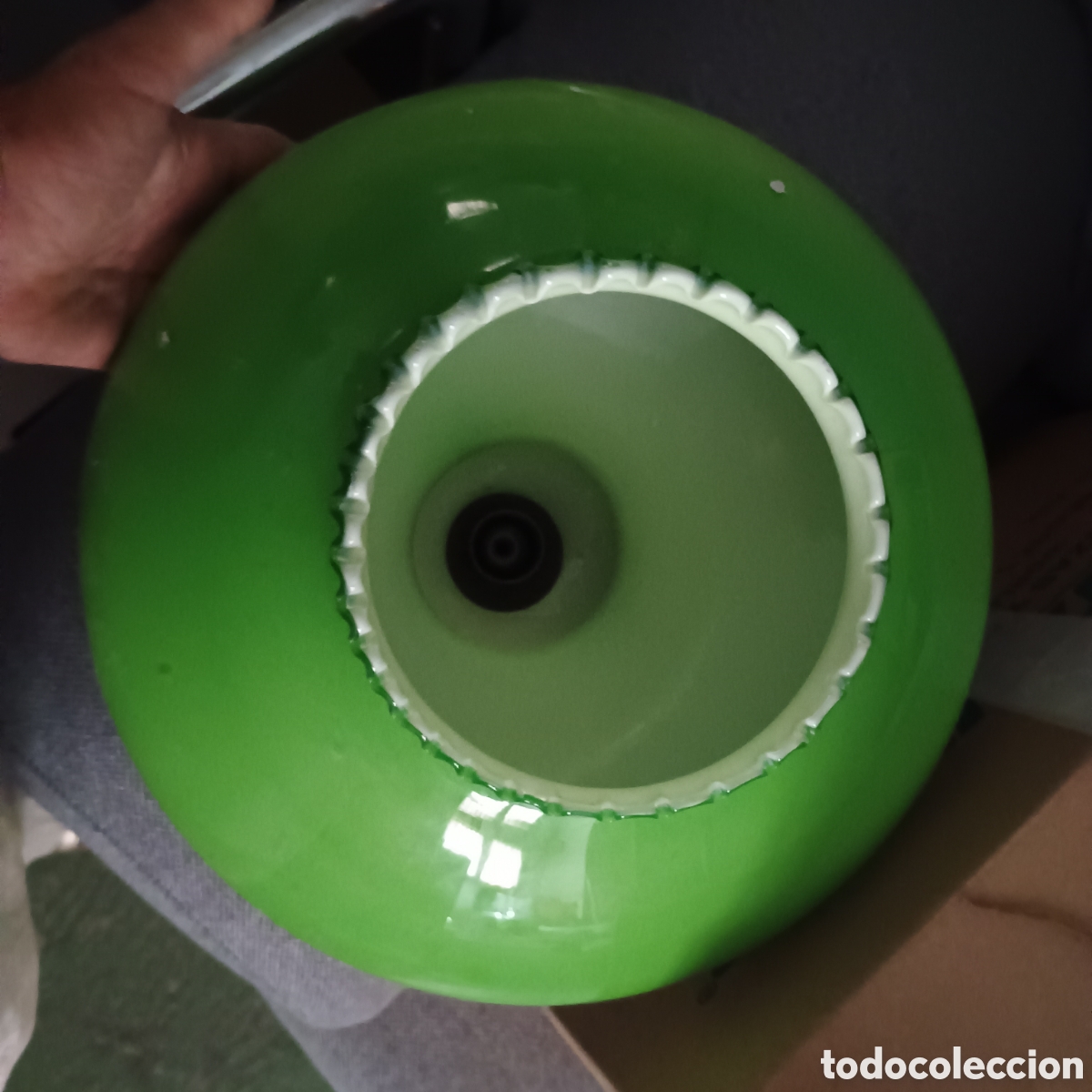 Antig&uuml;edades: Tulipa vintage verde - Foto 2