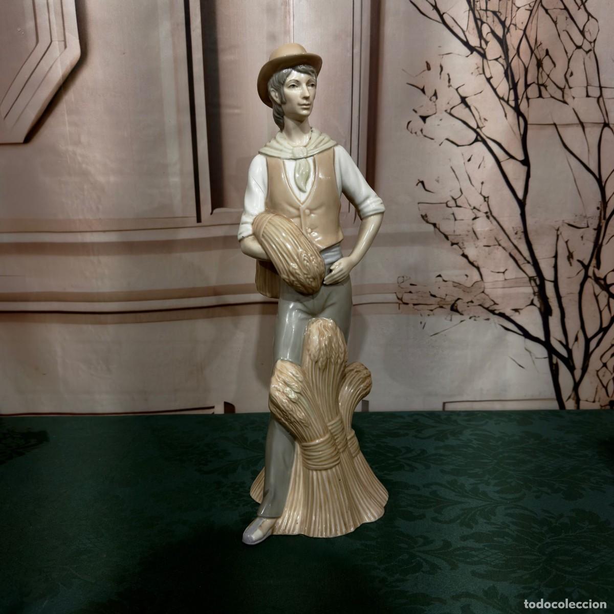 Oggetti Antichi: Figura de porcelana espa&ntilde;ola vintage de Porcelanas Miguel Requena S.A. (Valencia)