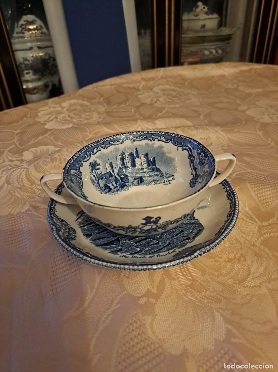 Antig&uuml;edades: Servicio de de consom&eacute; de porcelana Johnson Bros England, Old Britain Castles.
