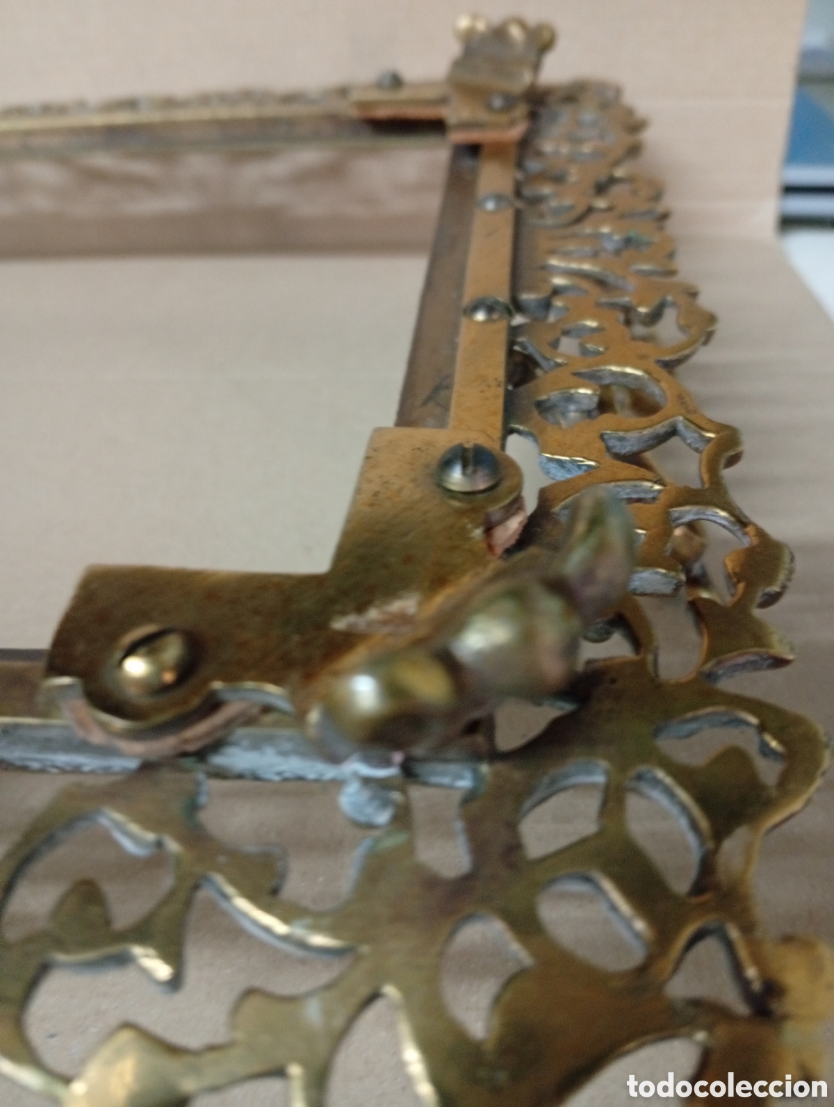 Antig&uuml;edades: Bandeja filigrana de bronce - Foto 6