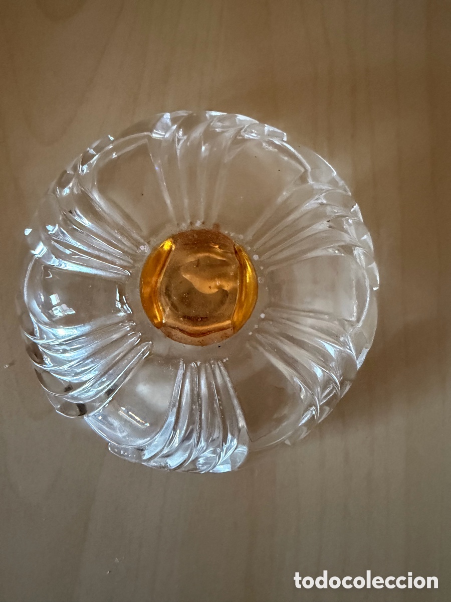 Antig&uuml;edades: Cuenco de cristal decorativo