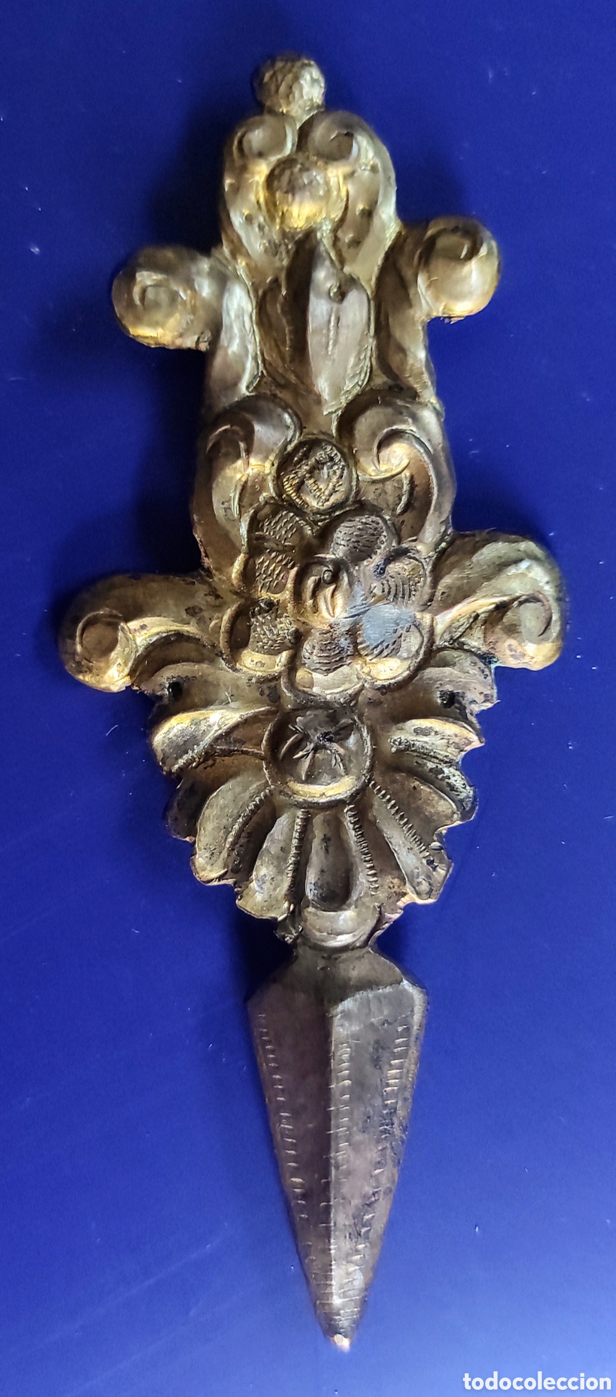 Antig&uuml;edades: Pu&ntilde;al para Virgen Dolorosa. Principios del siglo XX.