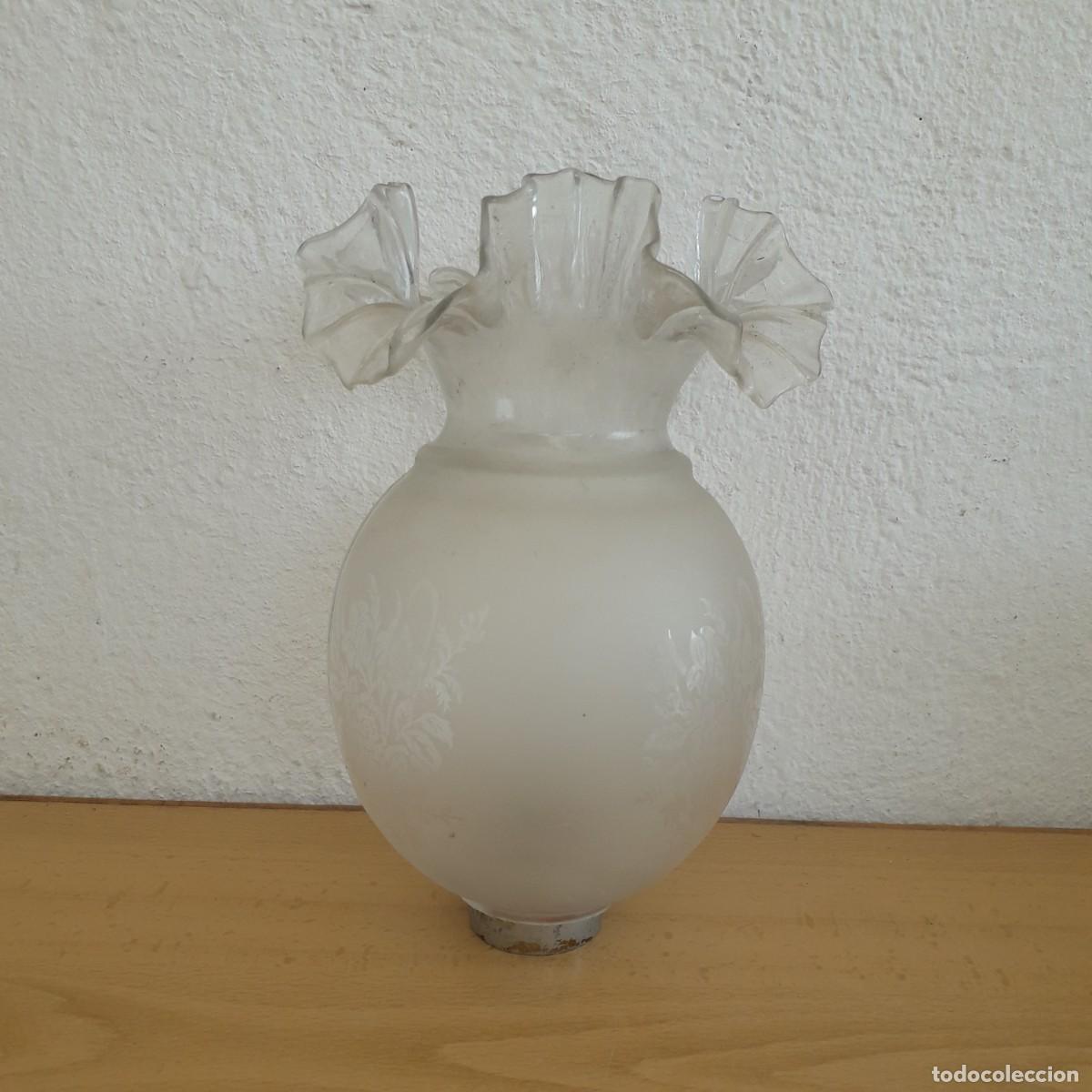 Antig&uuml;edades: TULIPA QUINQUE CRISTAL ESMERILADO CON GRABADOS