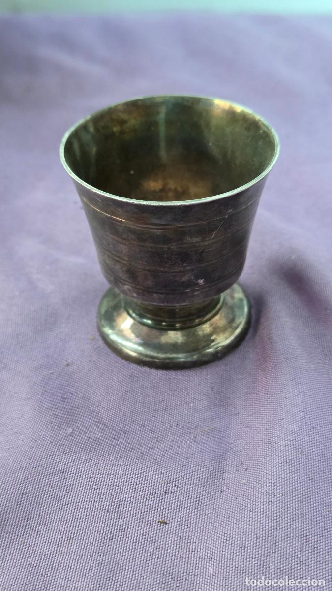 Antig&uuml;edades: mini vaso de alpaca vintage