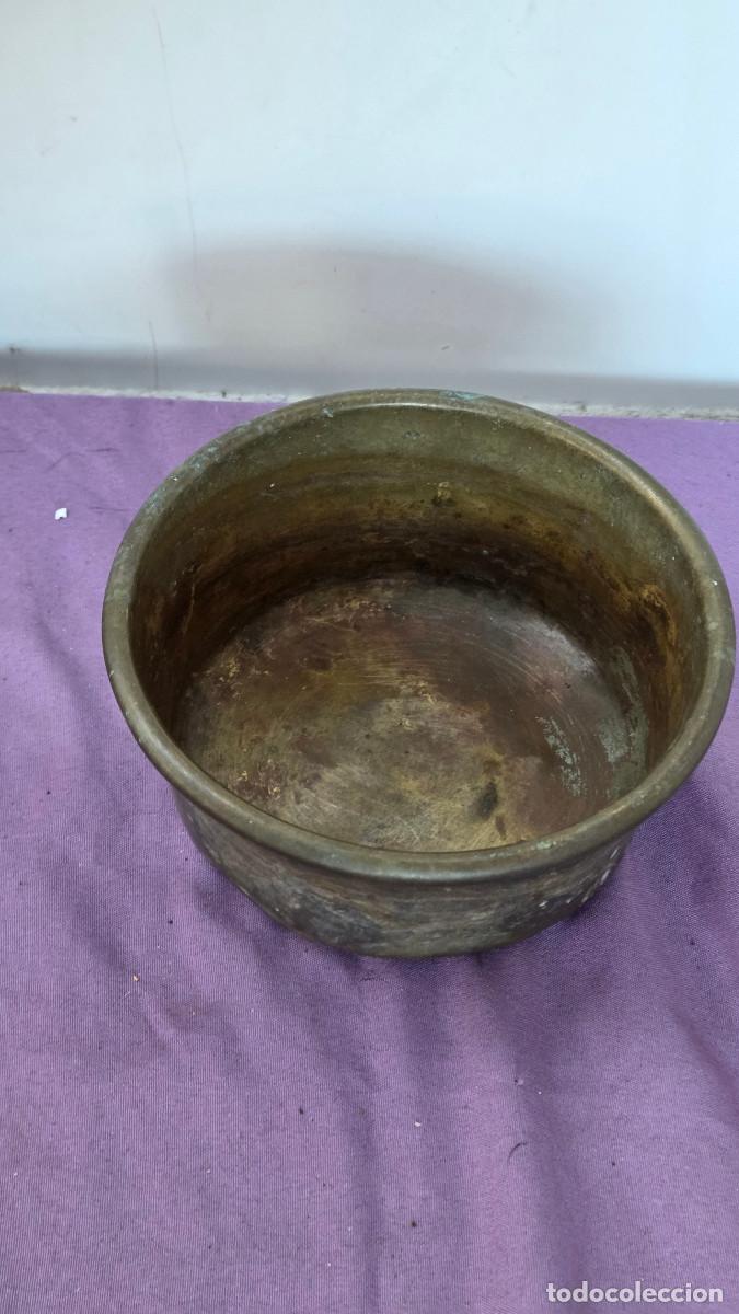 Antig&uuml;edades: cazuela de metal antigua - Foto 2