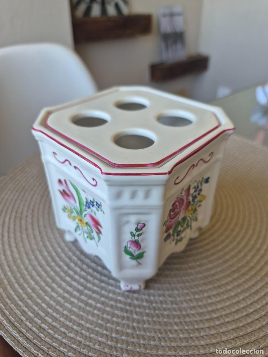 Antig&uuml;edades: Maceta tulipanes porcelana francesa Keller & Gu&eacute;rin 1920-1960