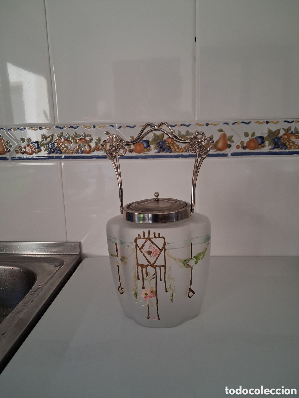 Antig&uuml;edades: Bombonera art nouveau s&ntilde;os 20
