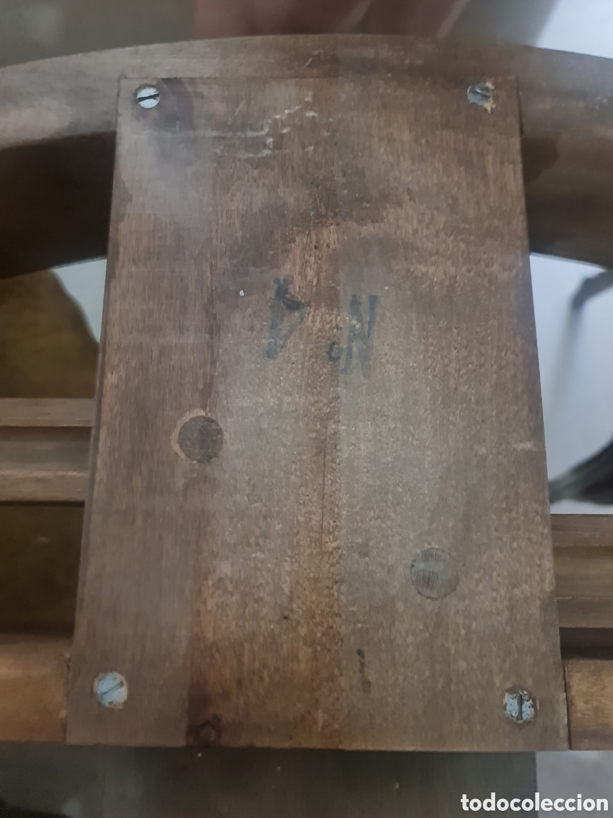 Antig&uuml;edades: Centenaria + 4 Sillas Cl&aacute;sicas - Foto 10