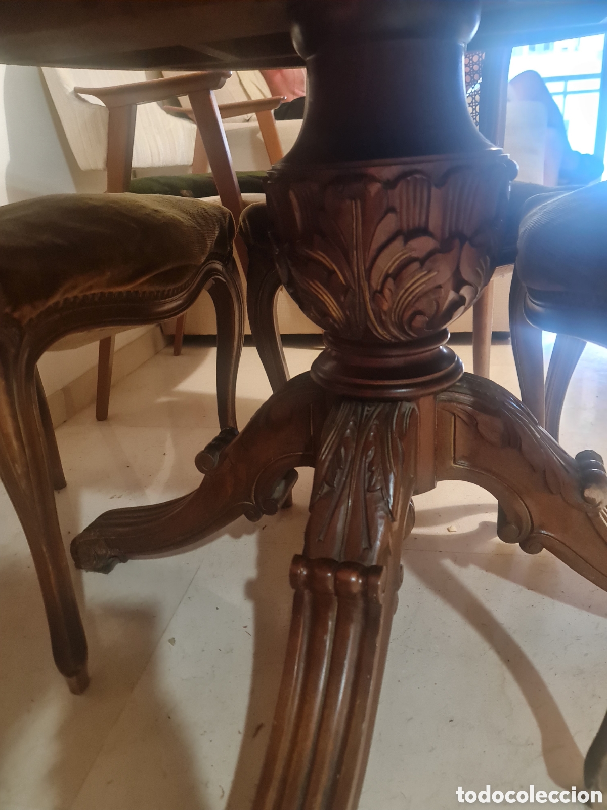 Antig&uuml;edades: Centenaria + 4 Sillas Cl&aacute;sicas - Foto 14