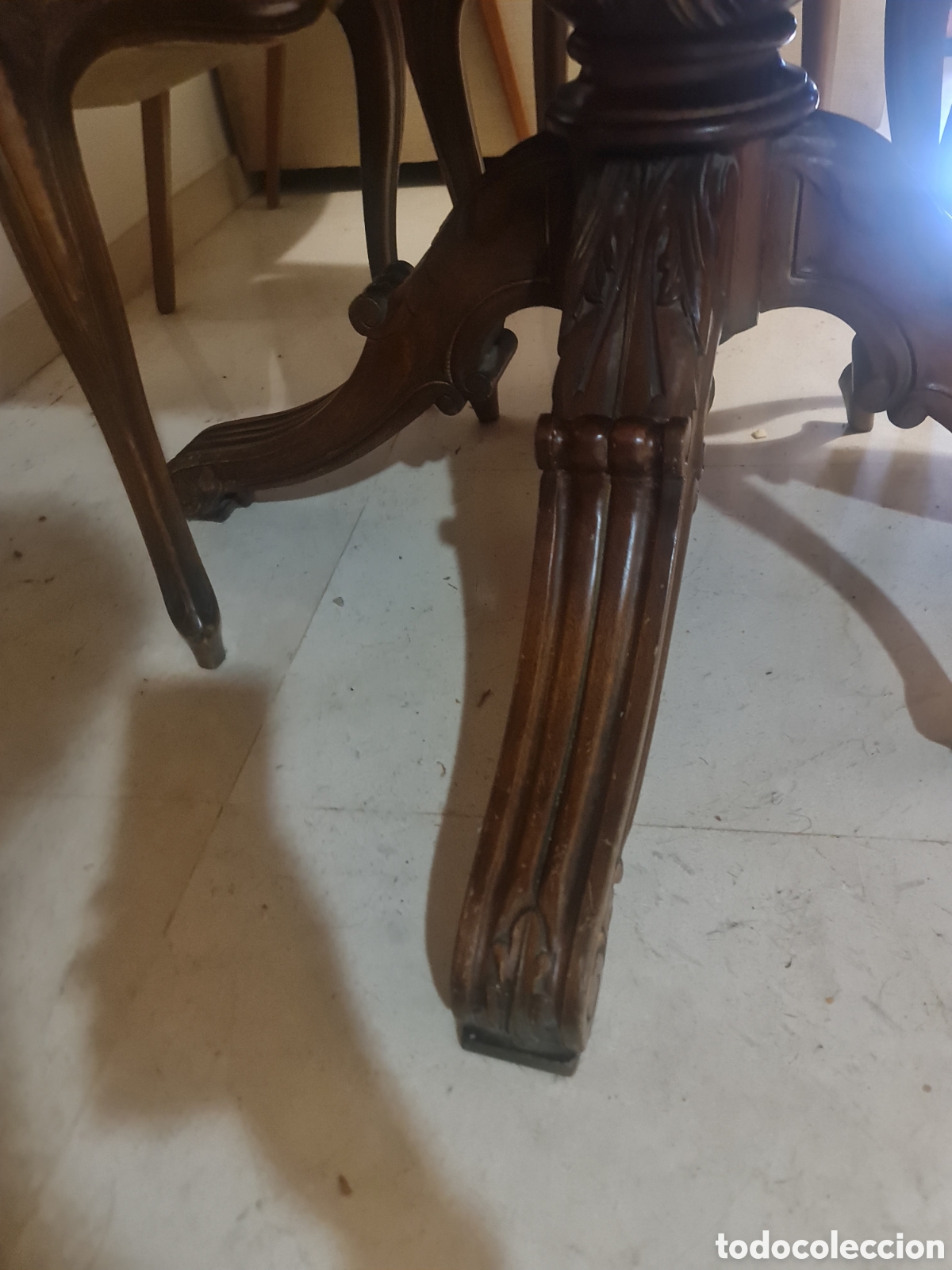 Antig&uuml;edades: Centenaria + 4 Sillas Cl&aacute;sicas - Foto 15